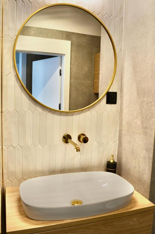 Plac Unii Gold Apartment Gdynia Extérieur photo